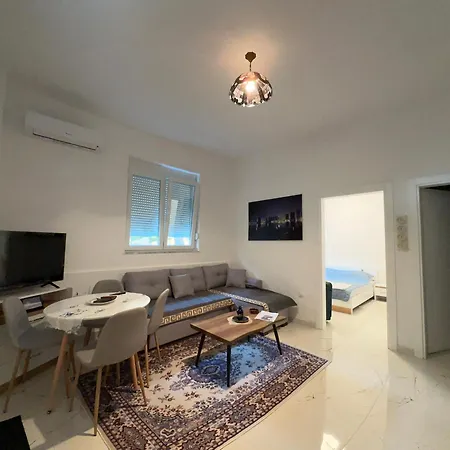 Ori,Haus Golem Durres Apartment Golem (Tirana)